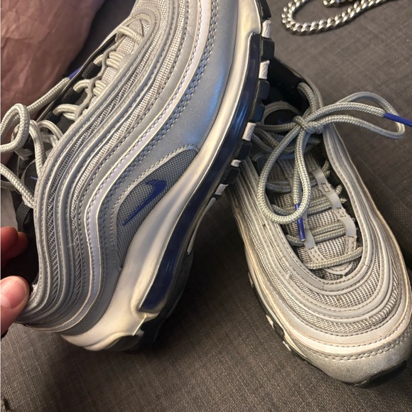 Nike Women's Gray and Black Sneakers - Picture 2 of 4